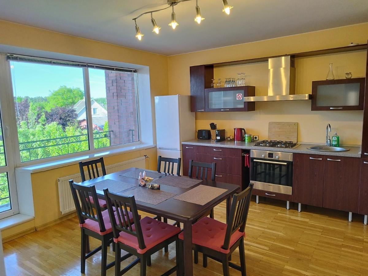 Spacious & Cozy Apartment With Forest View Zapyskis Εξωτερικό φωτογραφία
